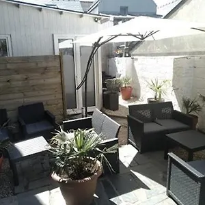 hotel-gambetta-saint-malo.inbrittany.com/